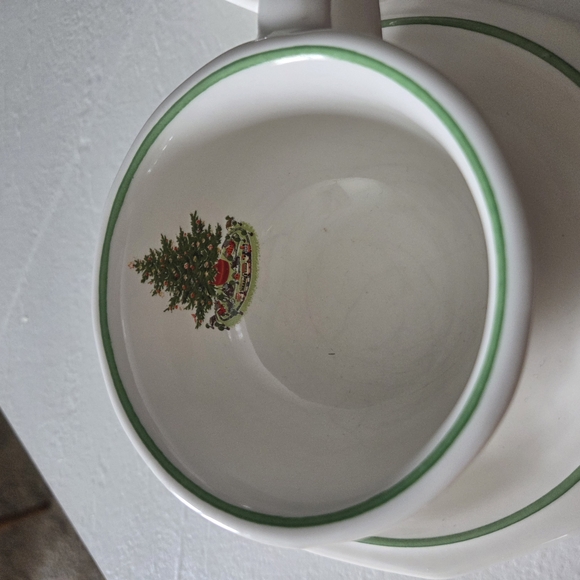 PFALTZGRAFF CHRISTMAS HERITAGE COFFEE CUP W/SAUCER (Set of 2) - Picture 4 of 6